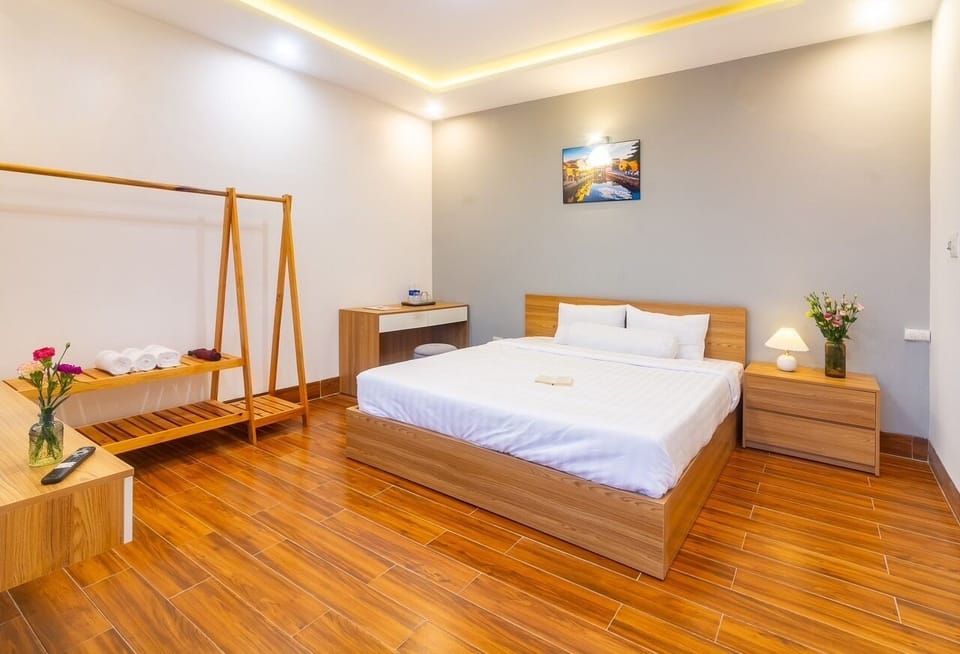 Superior Double Room | Down comforters, desk, laptop workspace, soundproofing