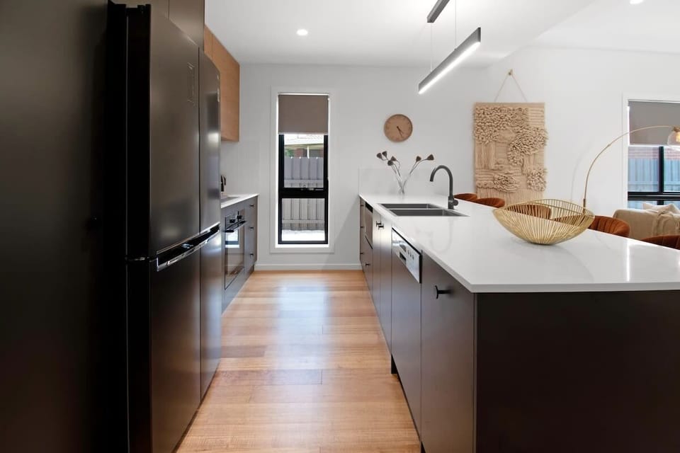 Kitchen + Coffee Machine + Breakfast Bar