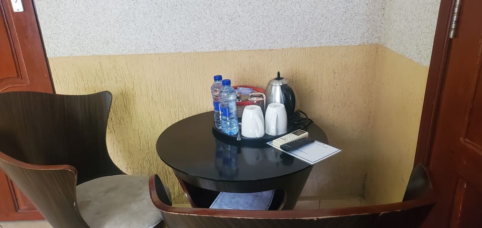 In-room safe, individually furnished, desk, laptop workspace