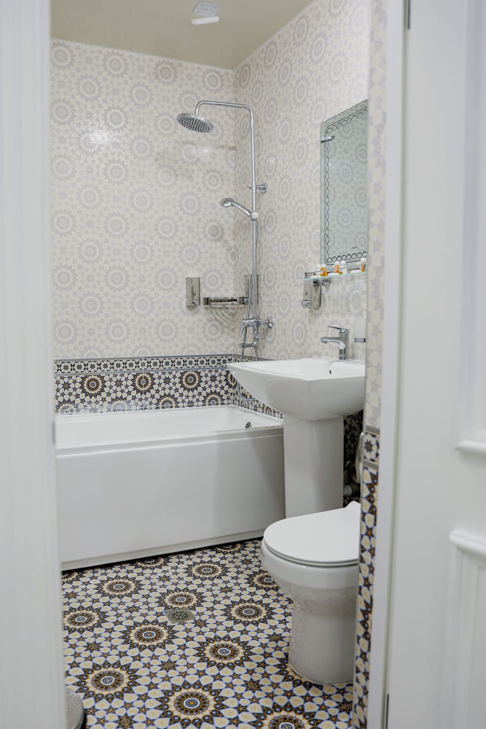 Deluxe Double Room | Bathroom | Rainfall showerhead, designer toiletries, hair dryer, bathrobes