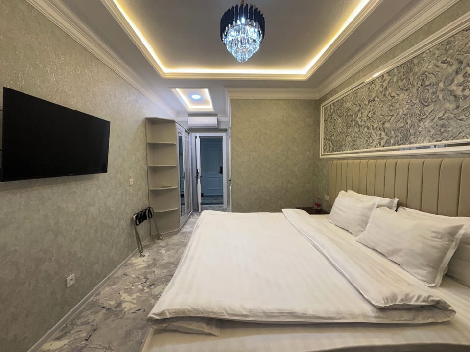 Basic Room, City View | Egyptian cotton sheets, premium bedding, down comforters
