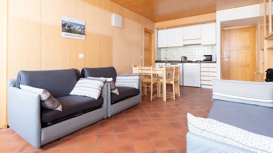 Apartment (1 Bedroom) | Interior