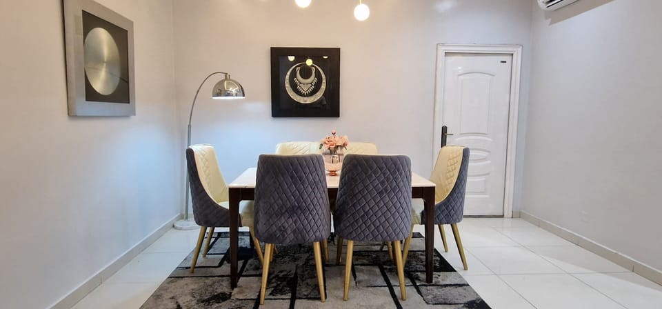 House | Dining