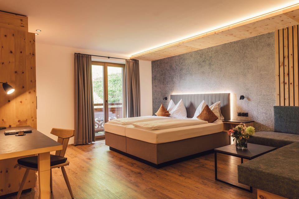 Superior Double Room | Hypo-allergenic bedding, soundproofing, free WiFi, bed sheets
