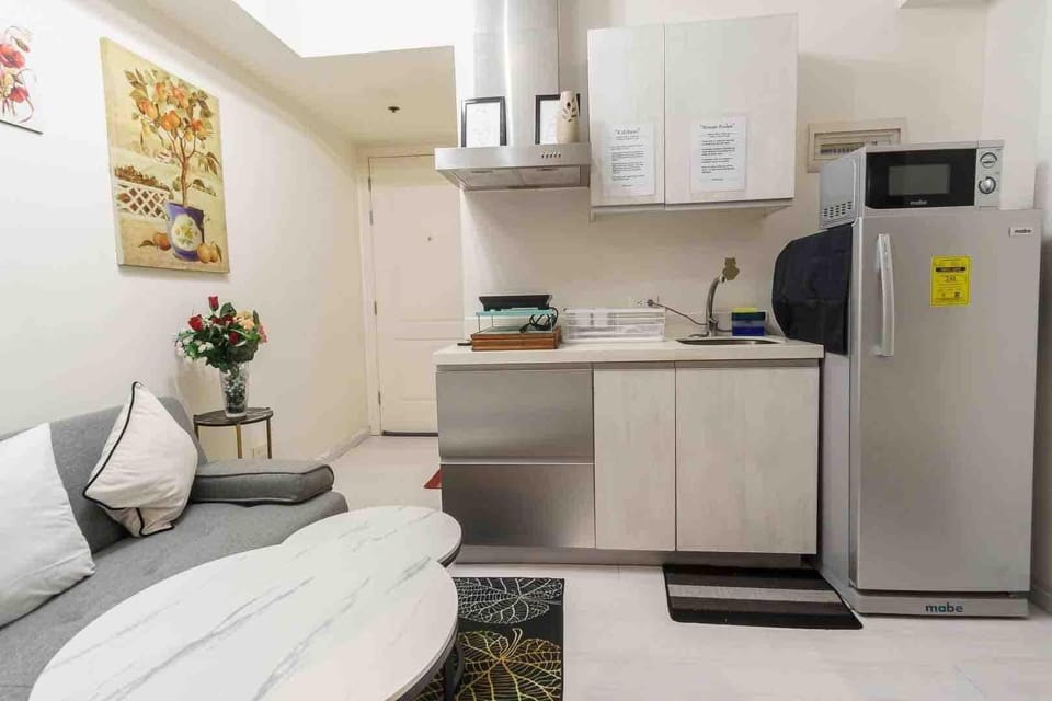 Apartment | Private kitchen | Fridge, microwave, stovetop, electric kettle