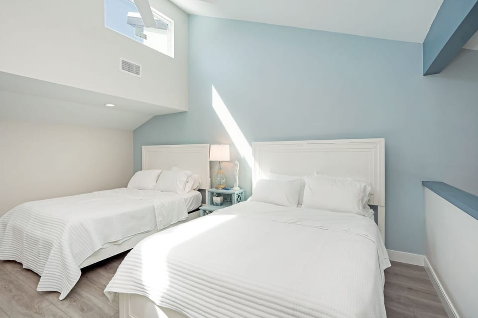 3rd floor loft bedroom