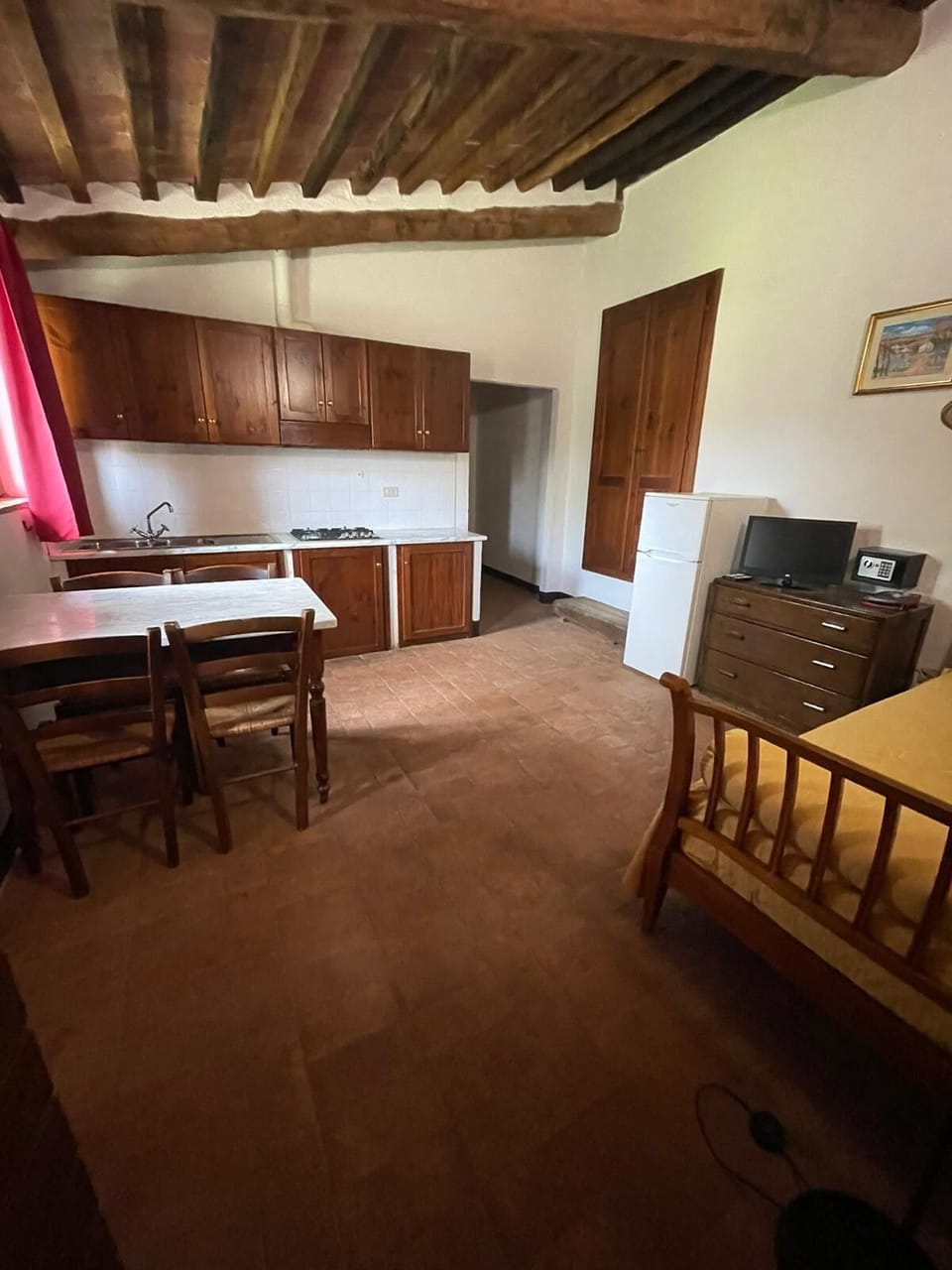 Classic Apartment | Private kitchen | Full-size fridge, stovetop, espresso maker, electric kettle
