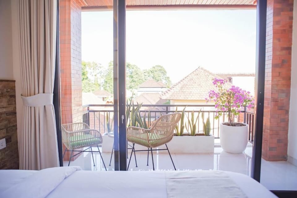 Standard Double Room | Balcony