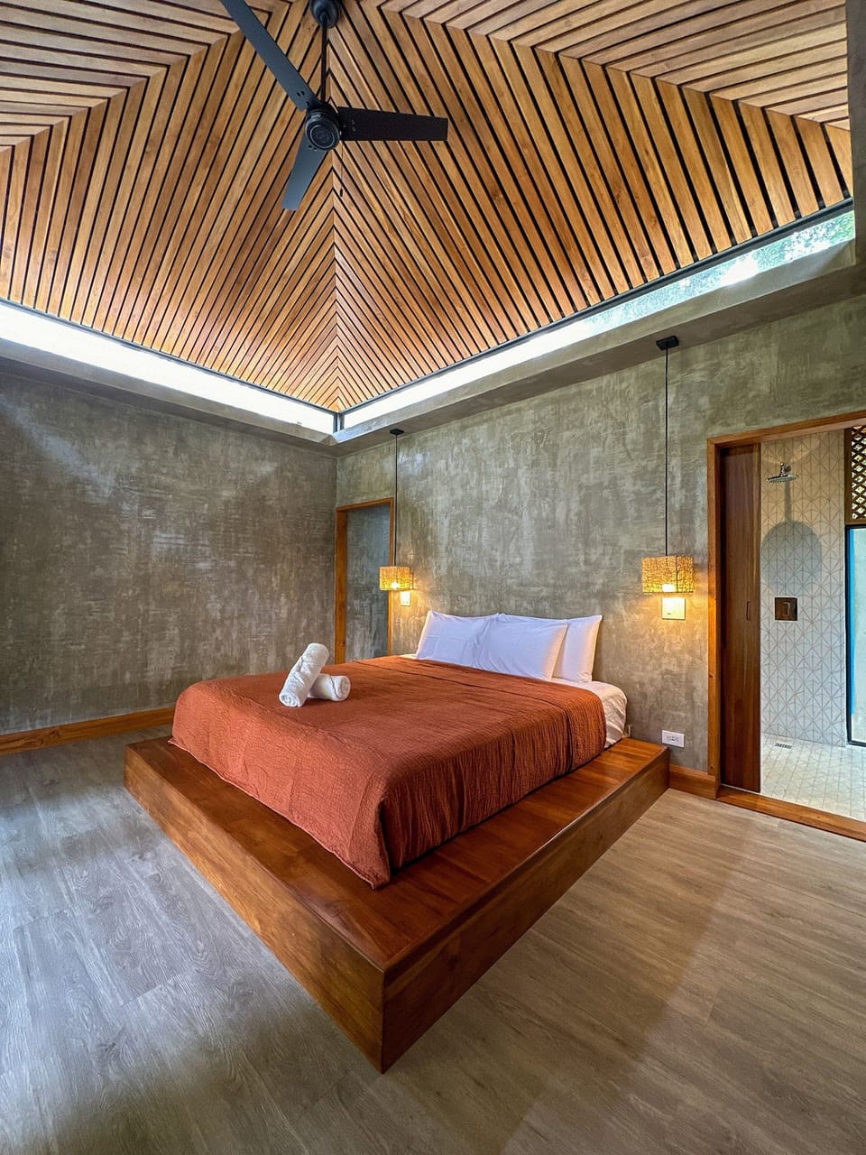 Bungalow | In-room safe, blackout drapes, WiFi (free)