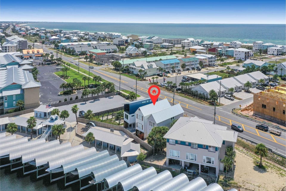 House, Multiple Beds (Bucket List) | Exterior