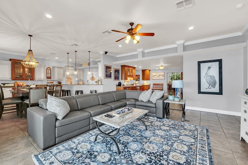 Living Area 2