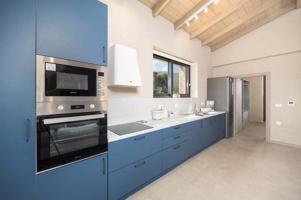 Equipped kitchen