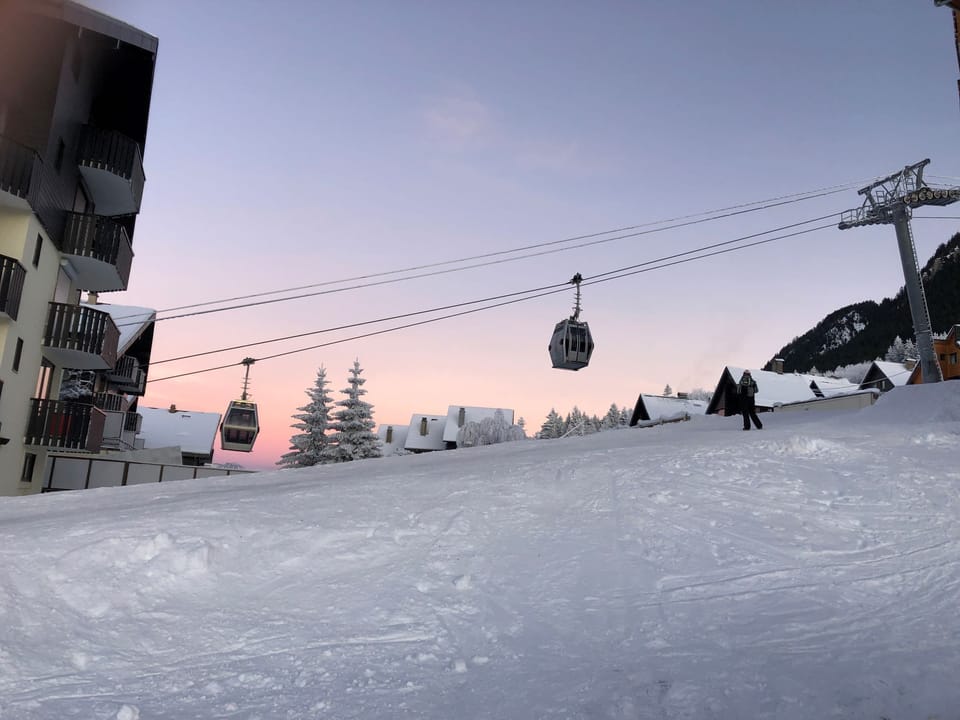 Snow and ski sports