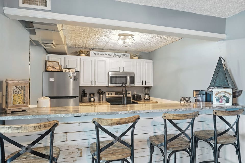 Kitchen Bar