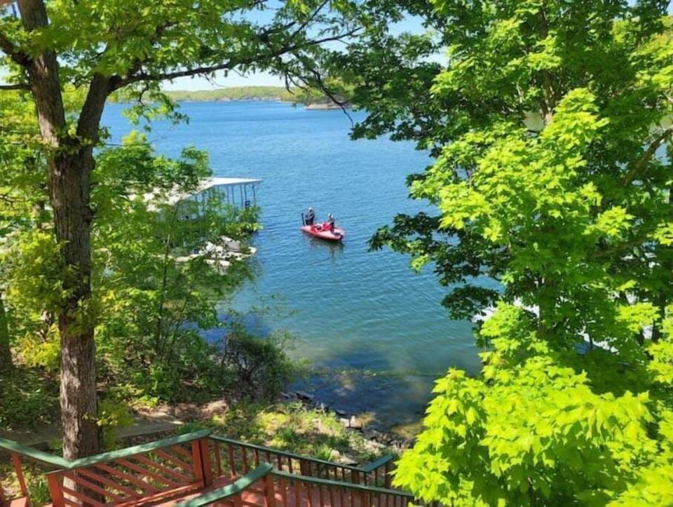 Romance of the Lake 