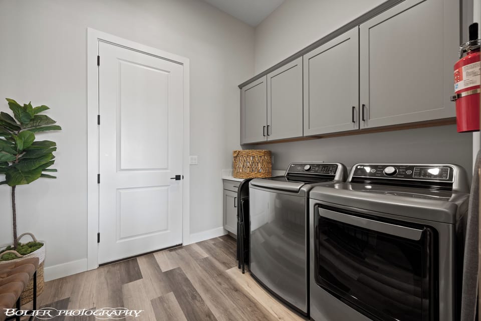 Extra large capacity LG Washer and Dryer, laundry detergent, and fabric sofetner