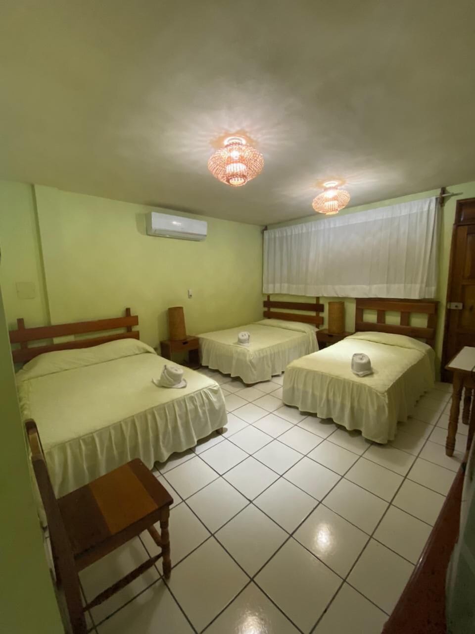 Family Triple Room | Down comforters, desk, WiFi (free)