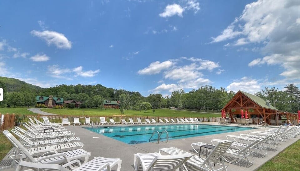 Bring a swimsuit and claim a lounger at the community pool, then head back to your own hot tub when the evening chill sets in.