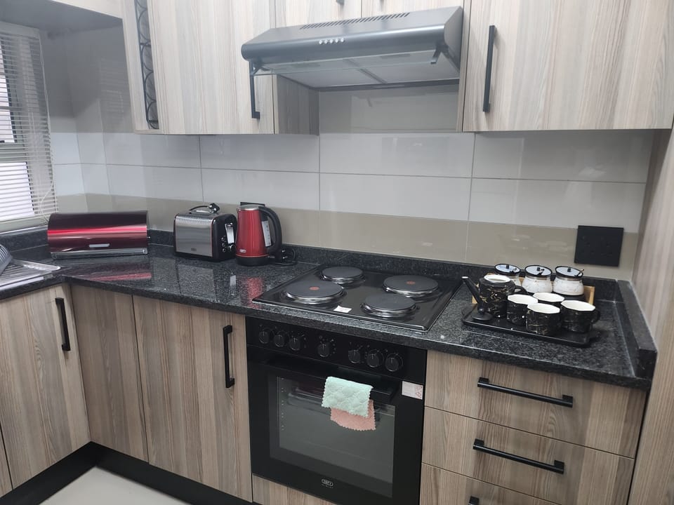 Apartment, 2 Bedrooms, Smoking | Interior