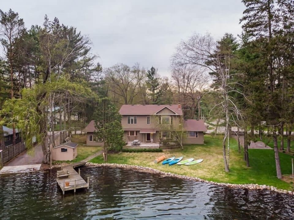 Beautiful 2 story 4 bedroom house RIGHT on the water.  Kayak's, paddle boards and lily pad included!
