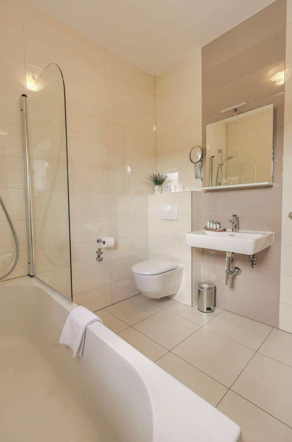 Family Room, 1 King Bed with Sofa bed, Garden View | Bathroom | Free toiletries, hair dryer, towels, shampoo