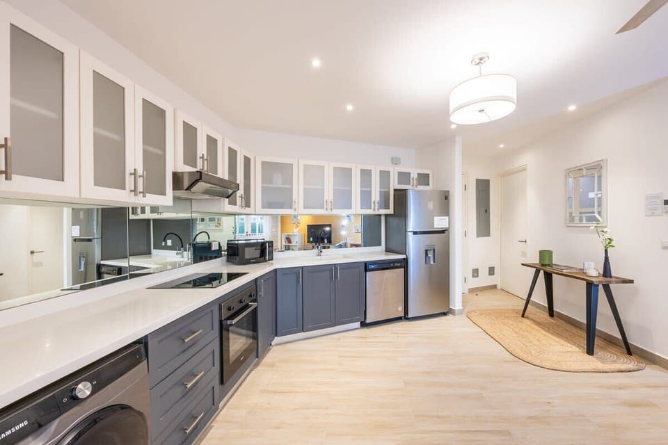 Modern kitchen