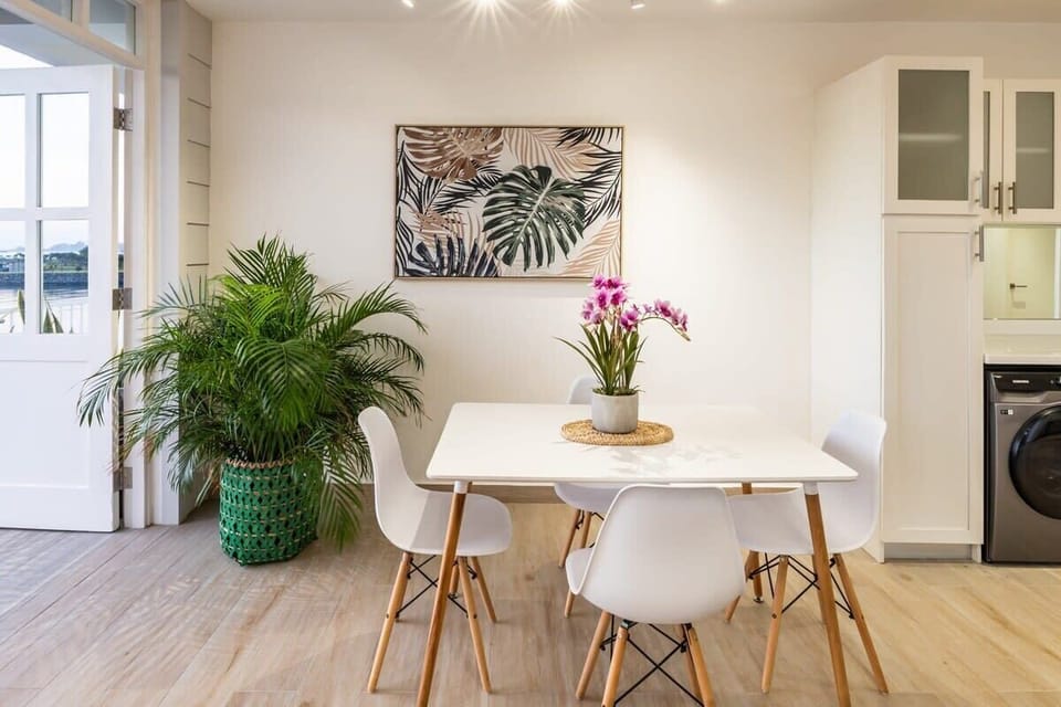 Modern dining room