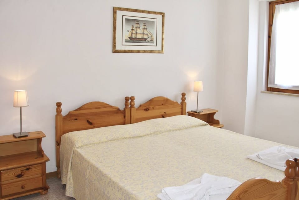 Apartment | 1 bedroom, cribs/infant beds, free WiFi, bed sheets