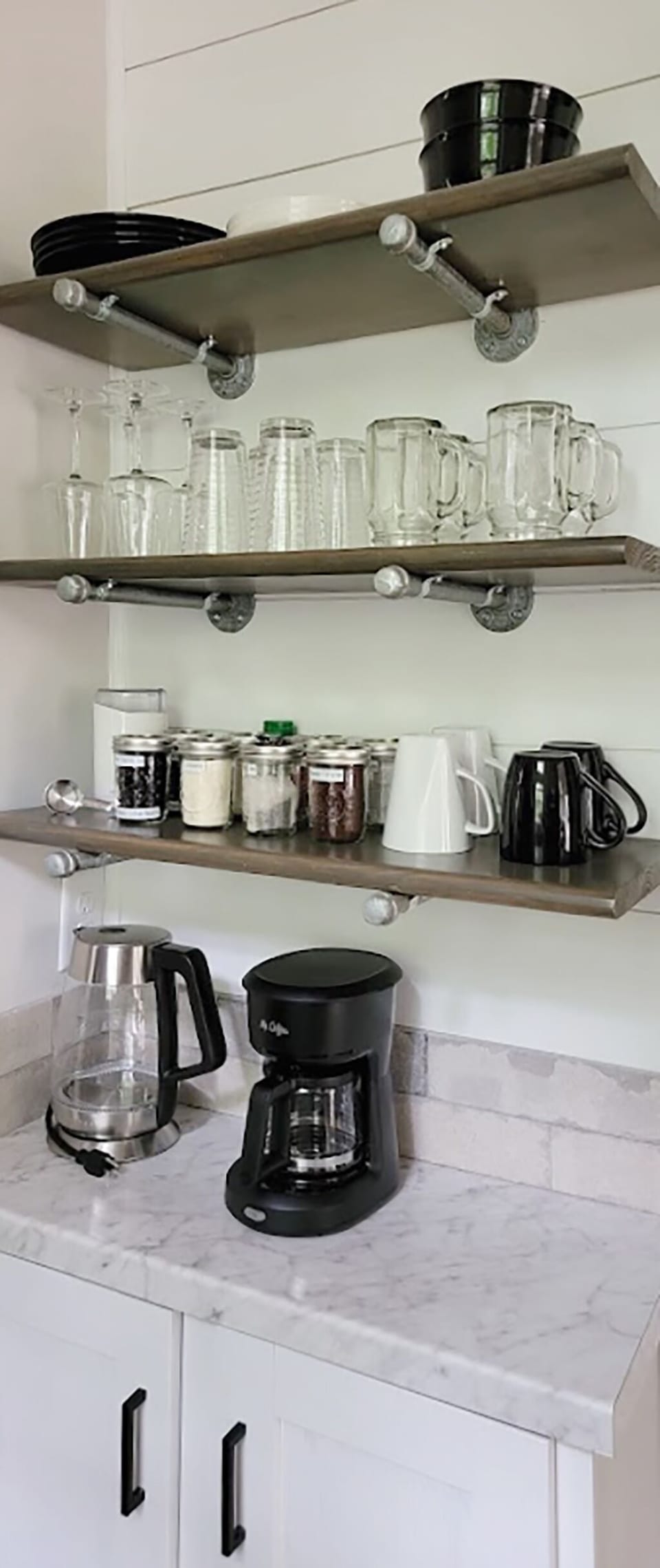 Coffee Station - Coffee and tea station