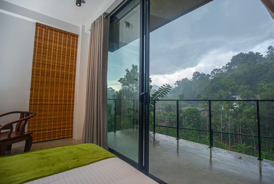 Luxury Double Room, Mountain View | Egyptian cotton sheets, premium bedding, desk, laptop workspace