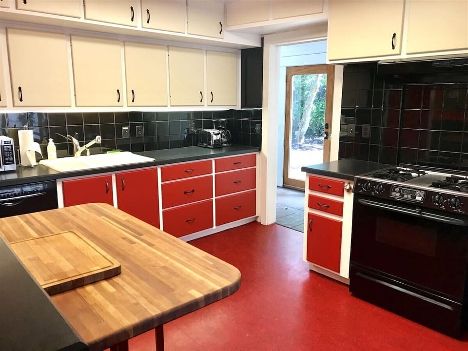 Gourment Kitchen
