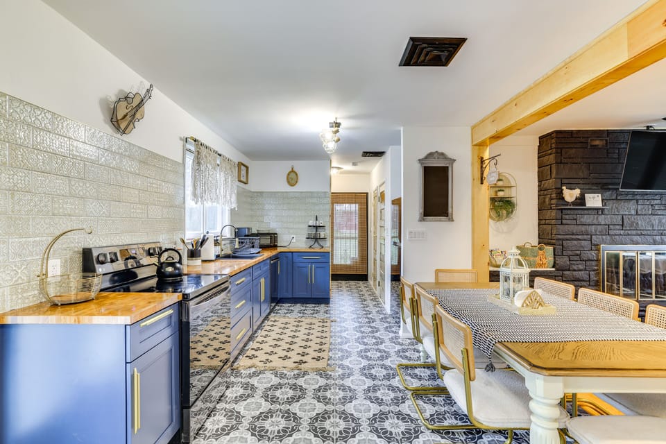 Kitchen | Refrigerator | 2nd Floor