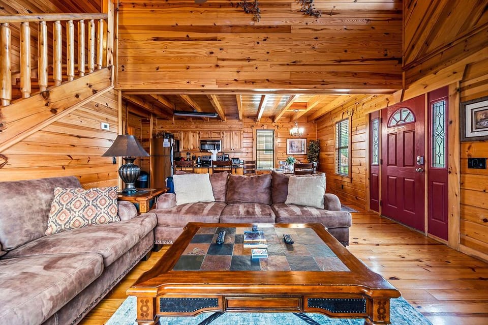 Park's Edge's cozy living area