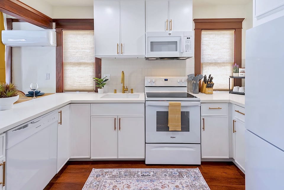 Well-Equipped Kitchen