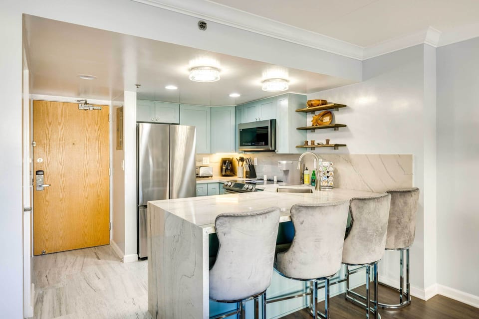 Kitchen | Keurig Coffee Maker | Dishwasher | Cooking Basics