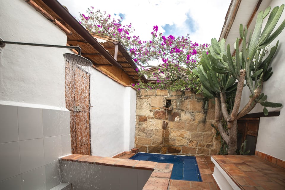 Suite | Bathroom | Towels