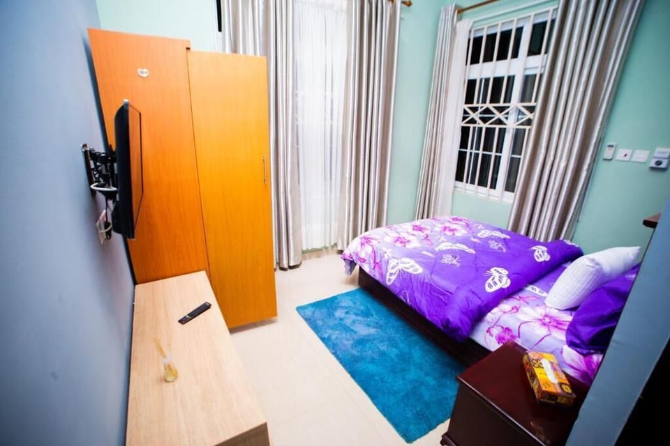 Standard Double Room | Iron/ironing board (on request), WiFi (free)