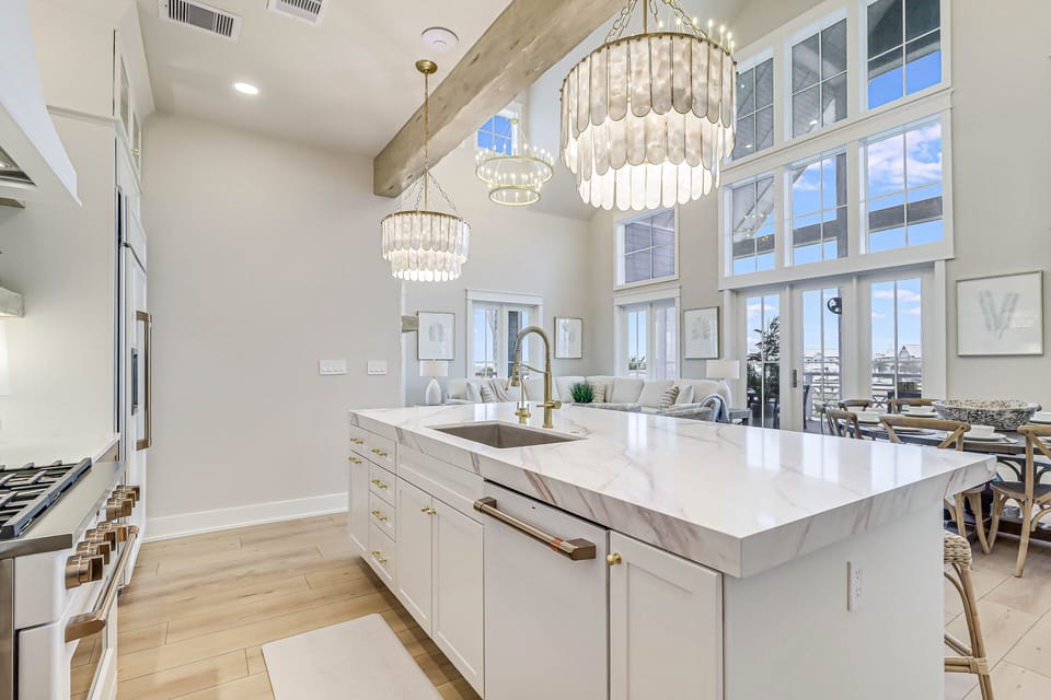 House (6 Bedrooms) | Interior