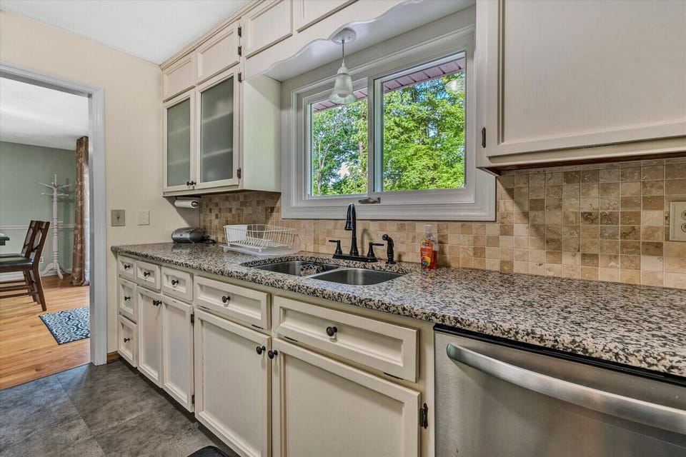 Experience culinary delight with plenty of storage and modern features