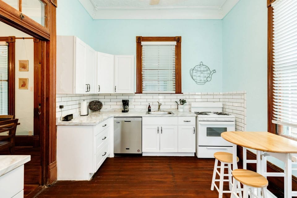 Fully stocked kitchen