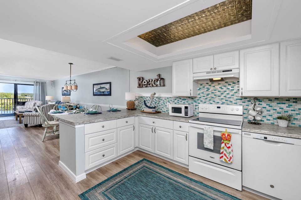 Fully Equipped Kitchen with Updated Appliances