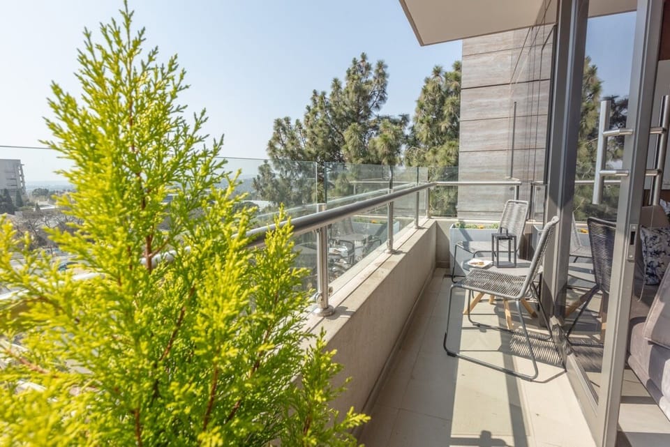 Luxury Apartment | Terrace/patio