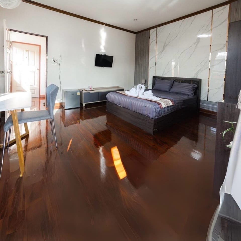 Superior Room, 1 Queen Bed (Room 7) | WiFi (free), bed sheets