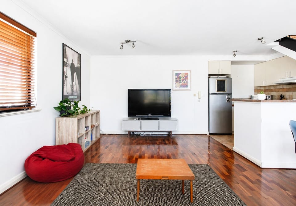 Living area with TV 