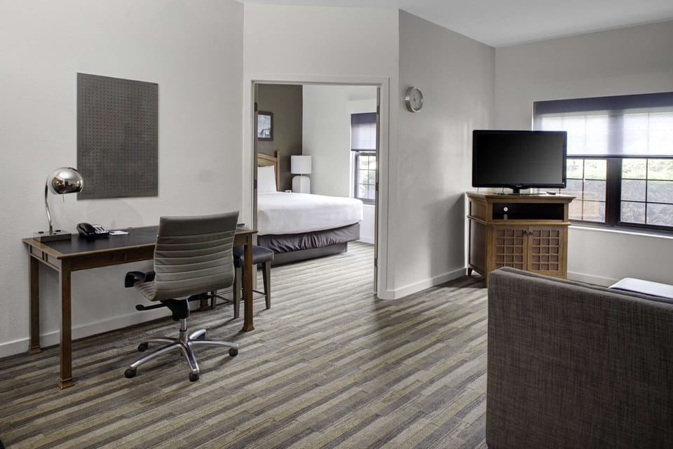 Suite, 1 Bedroom | Premium bedding, down comforters, pillowtop beds, desk