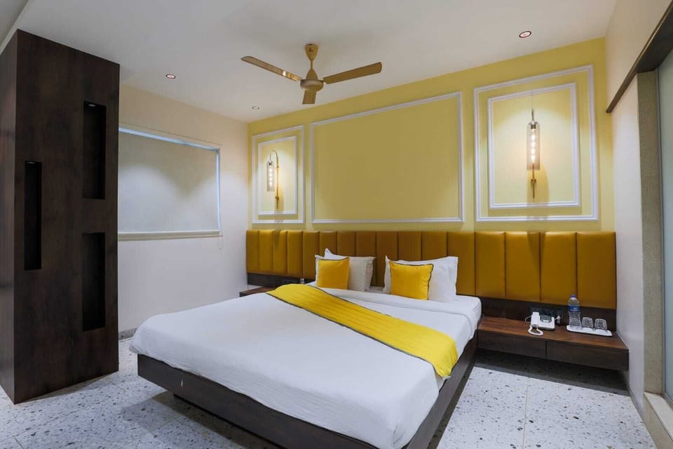 Superior Room | Soundproofing, free WiFi, bed sheets