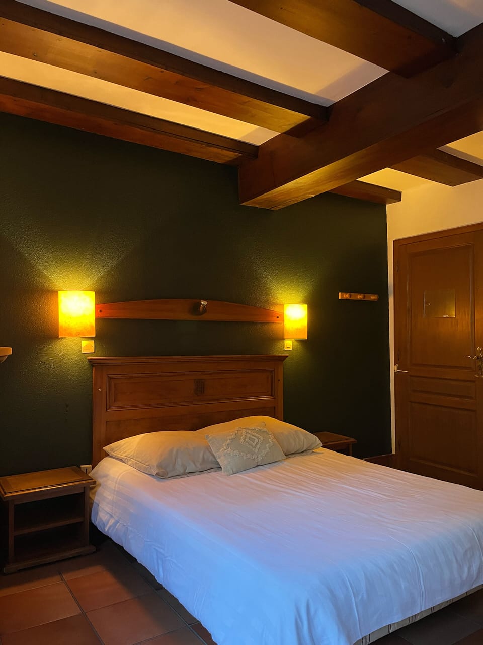 Double Room, Courtyard View | Soundproofing, WiFi (free)