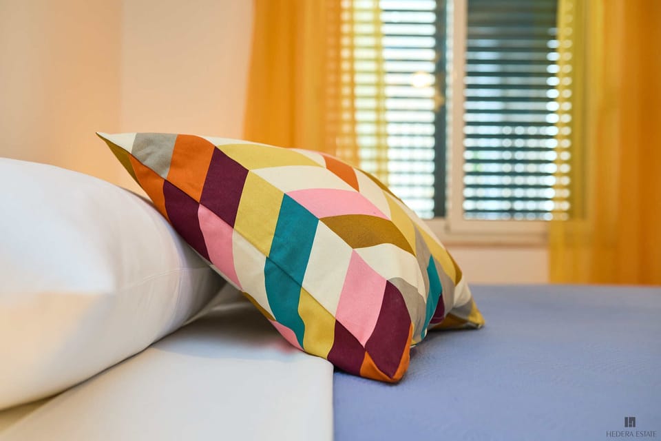 Apartment (3 Bedrooms) | 3 bedrooms, in-room safe, desk, iron/ironing board
