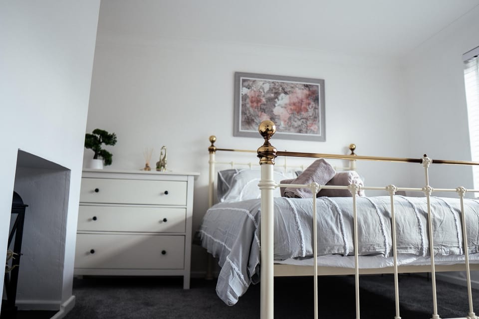 House | 4 bedrooms, iron/ironing board, free WiFi, bed sheets