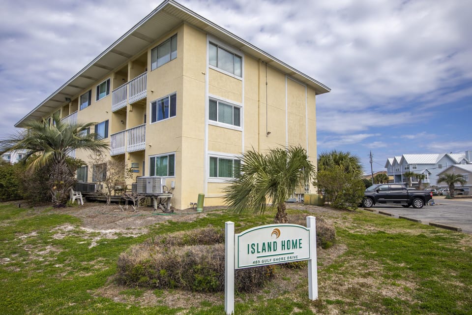 Island Home Complex